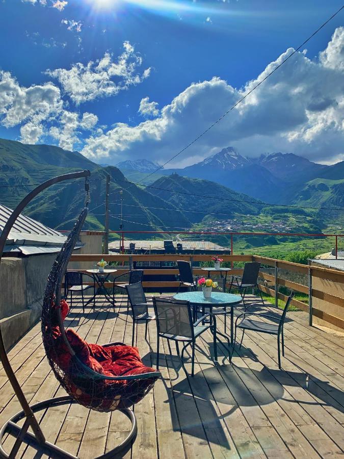 Hotel Elia Kazbegi ภายนอก รูปภาพ