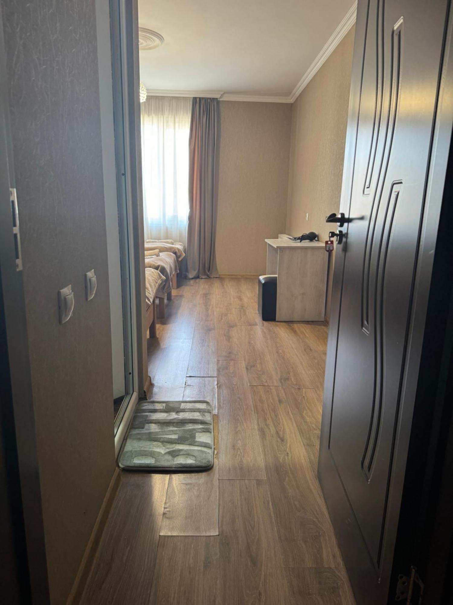 Hotel Elia Kazbegi ภายนอก รูปภาพ