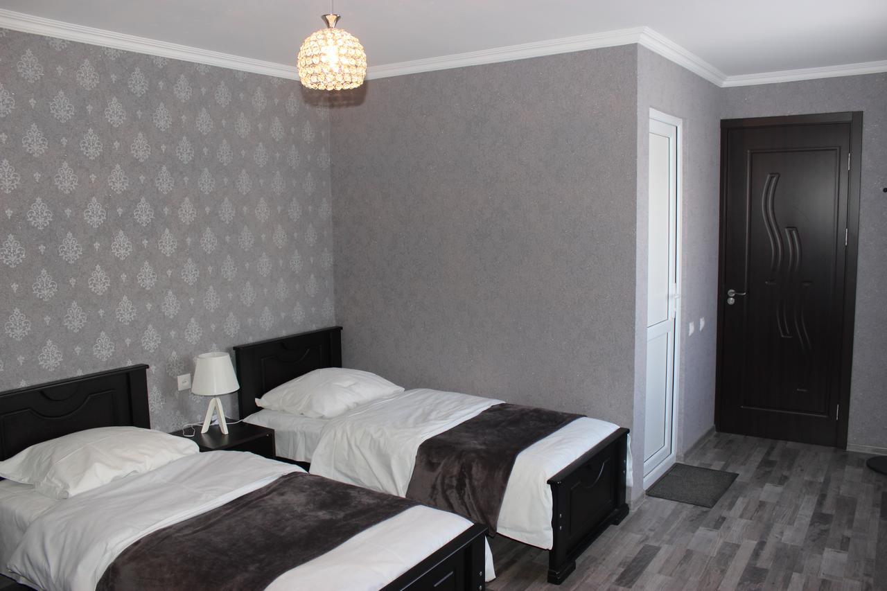 Hotel Elia Kazbegi ภายนอก รูปภาพ