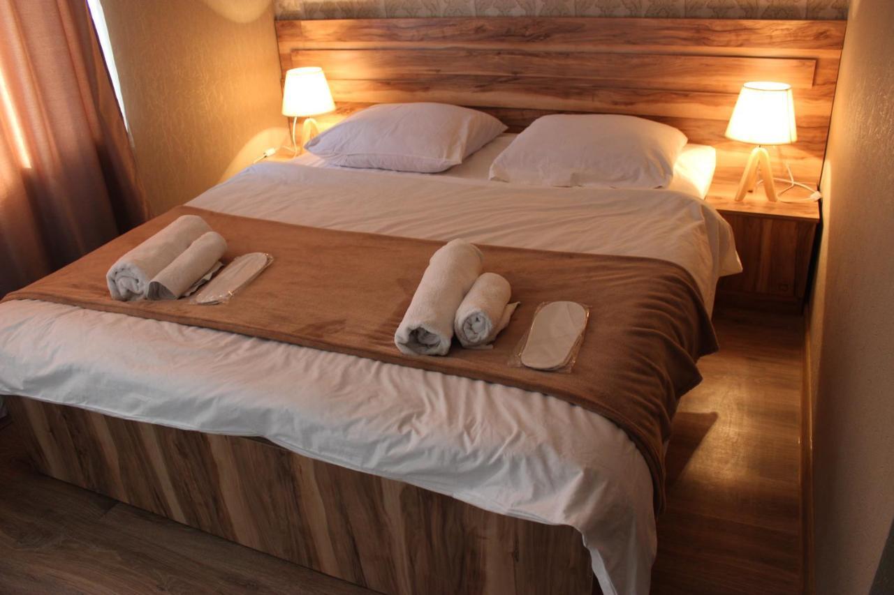 Hotel Elia Kazbegi ภายนอก รูปภาพ
